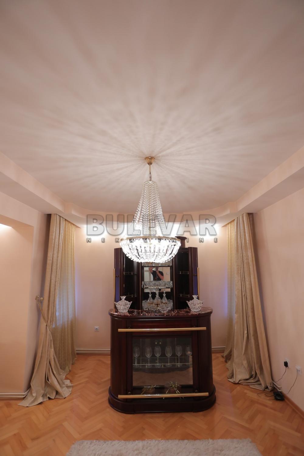 Slika 8 - Despota Djurdja,  Kuća na prodaju, 332m2, 412.400€