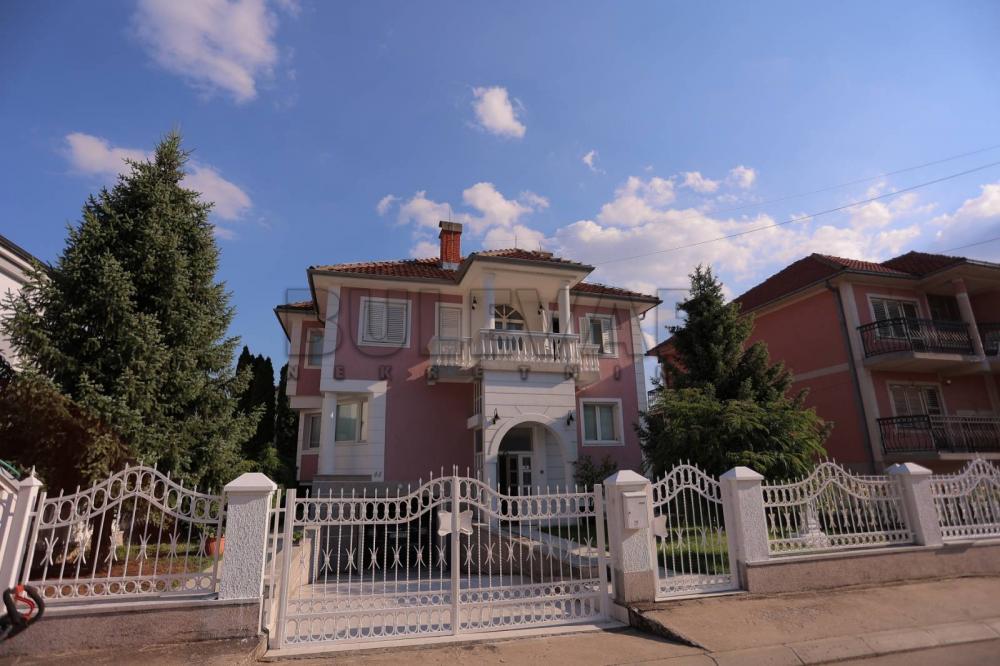 Glavna slika -Despota Djurdja,  Kuća na prodaju, 332m2, 412.400€