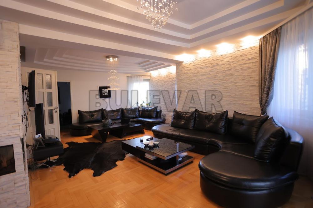 Slika 5 - Despota Djurdja,  Kuća na prodaju, 332m2, 412.400€