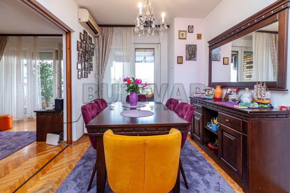 Slika 3 - Trg kralja Aleksandra Ujedinitelja, Trosoban stan na prodaju, 98m2, 190.000€