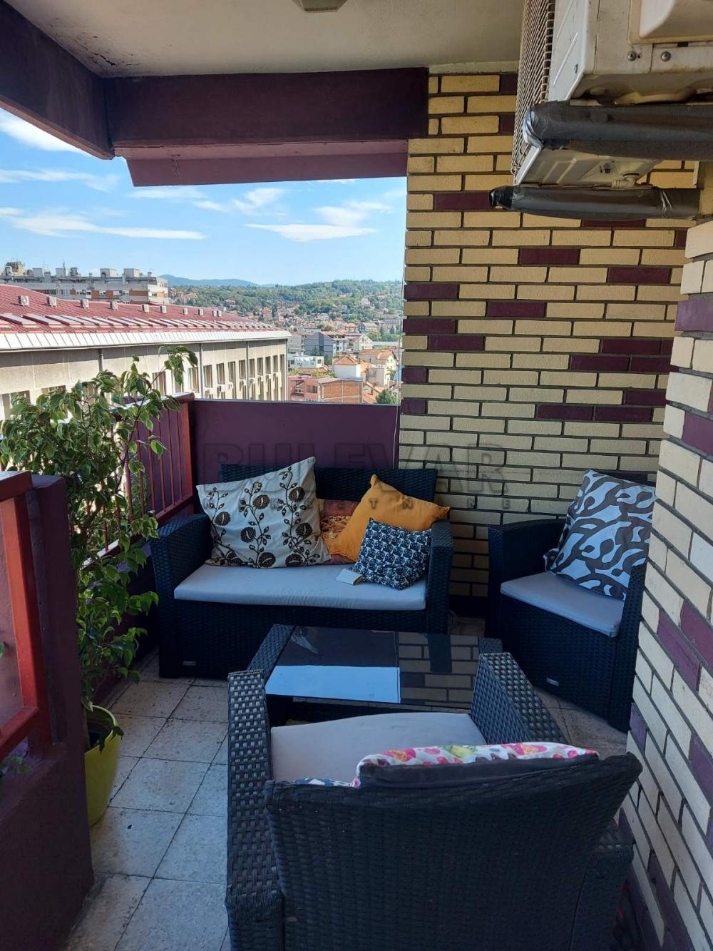 Slika 8 - Trg kralja Aleksandra Ujedinitelja, Trosoban stan na prodaju, 98m2, 190.000€