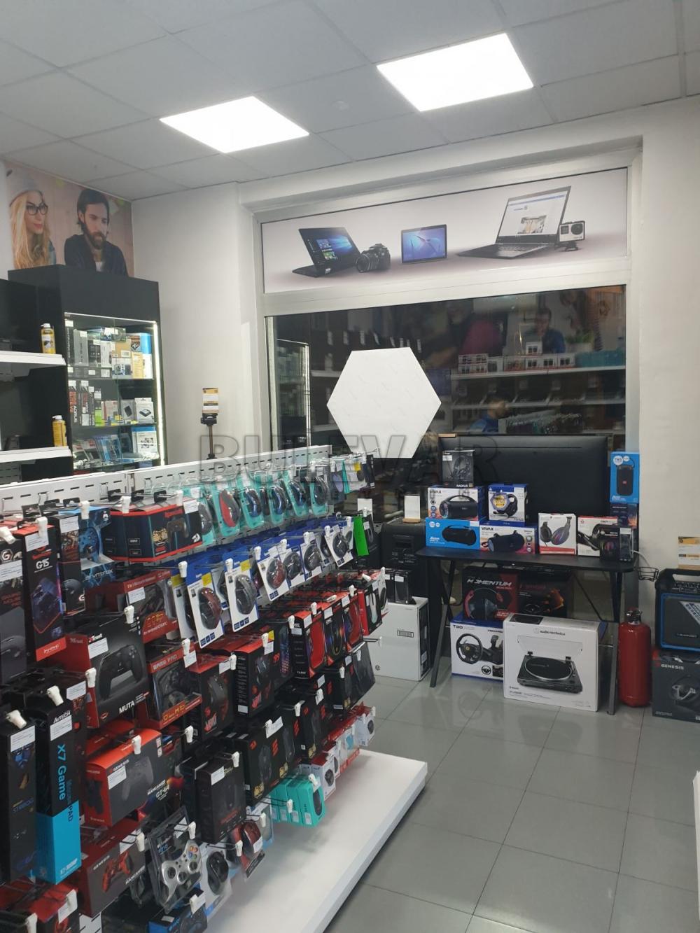 Slika 2 - Vožda Karađorđa,  Lokal za izdavanje, 114m2, 1.950€