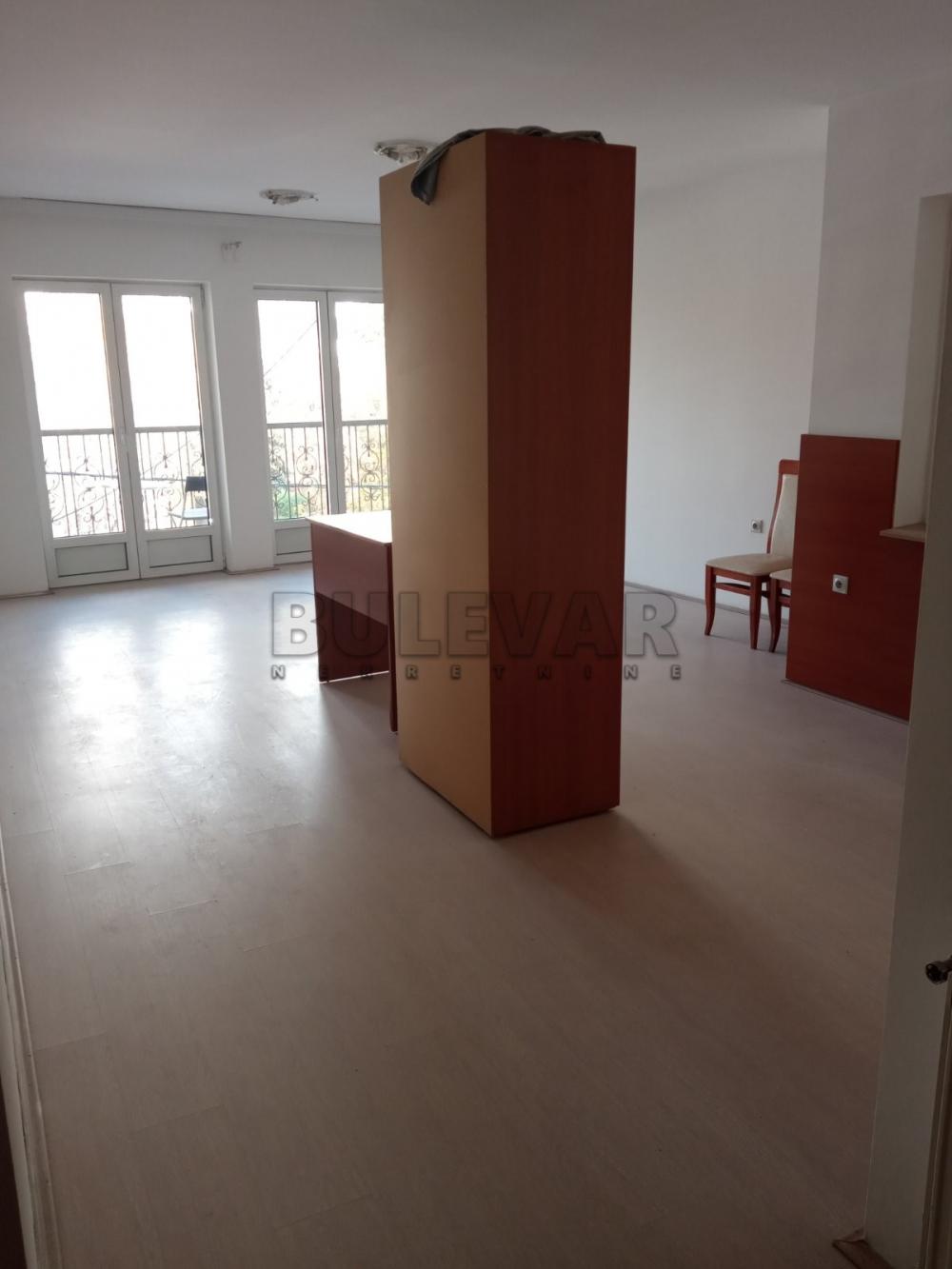 Slika 8 - Vojvode Tankosića,  Lokal za izdavanje, 380m2, 2.500€