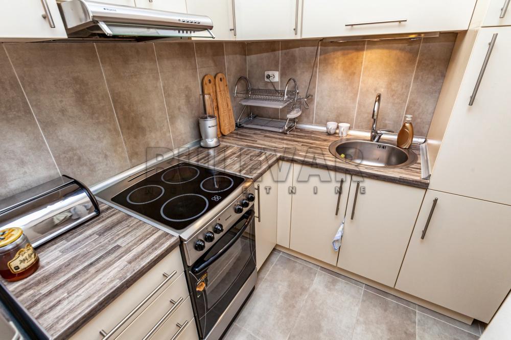 Slika 1 - Vase Smajevića,  Kuća na prodaju, 290m2, 310.000€