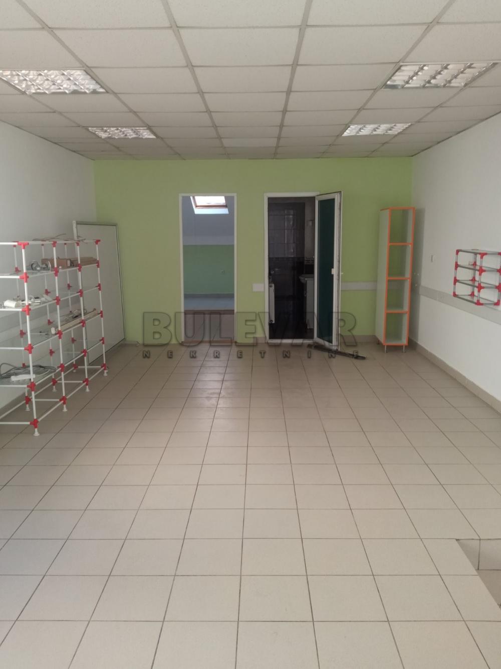 Slika 9 - Učitelj Tasina,  Lokal za izdavanje, 74m2, 800€