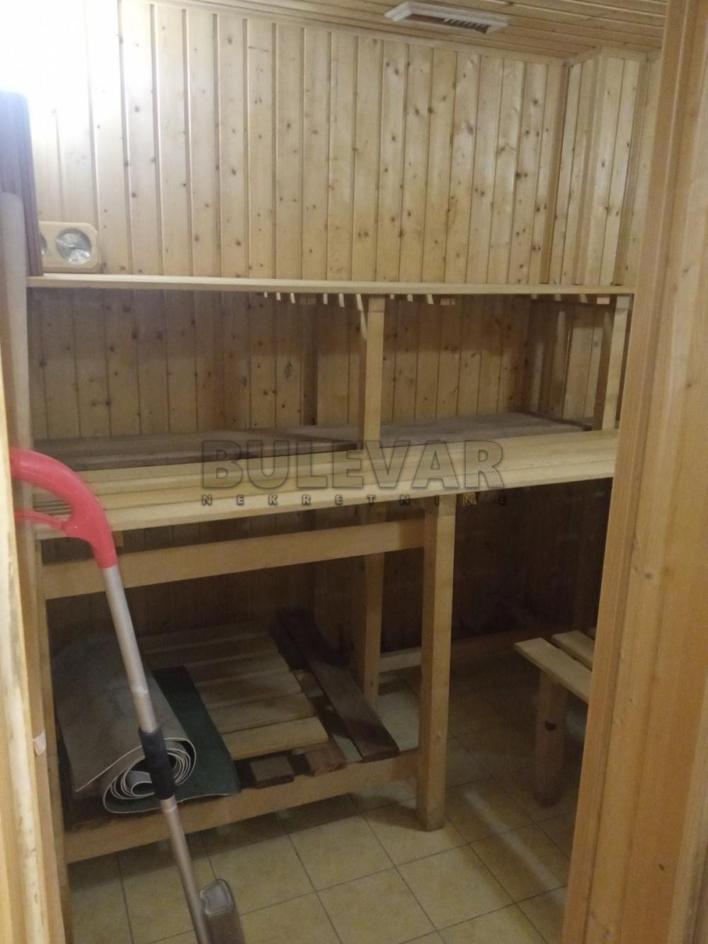 Slika 5 - Učitelj Tasina,  Lokal za izdavanje, 74m2, 800€