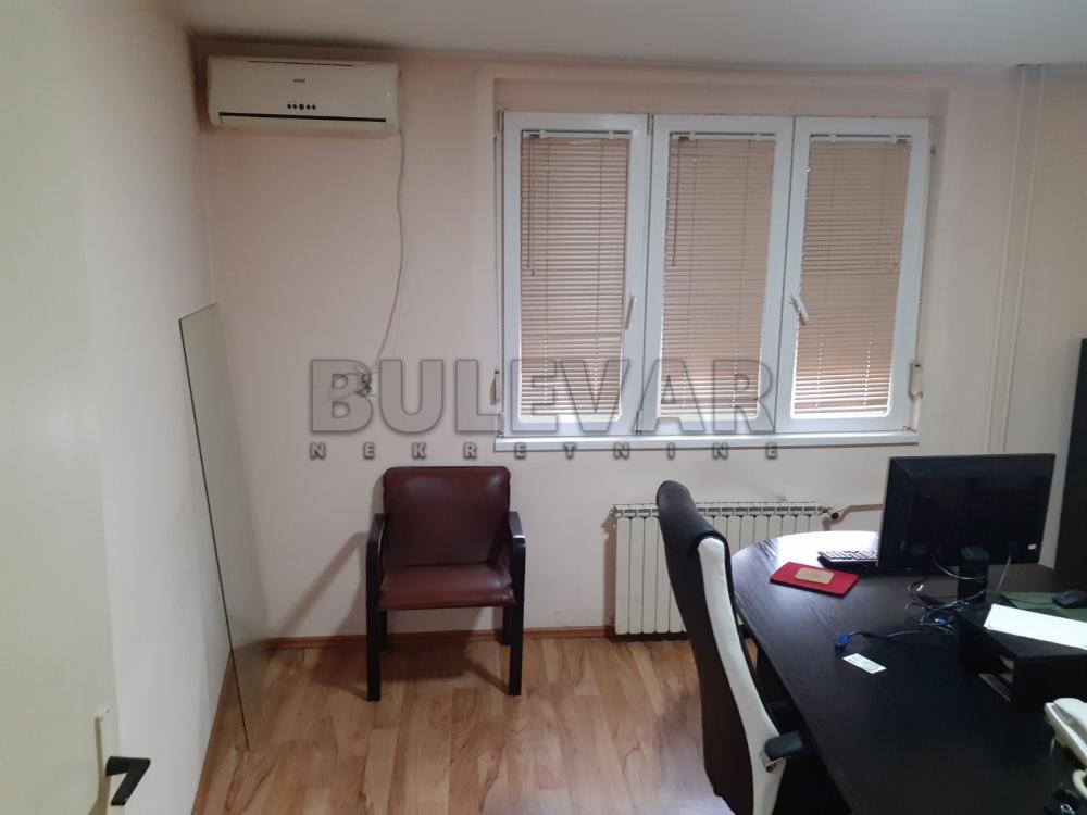 Slika 3 - Prijezdina,  Lokal za izdavanje, 57m2, 500€