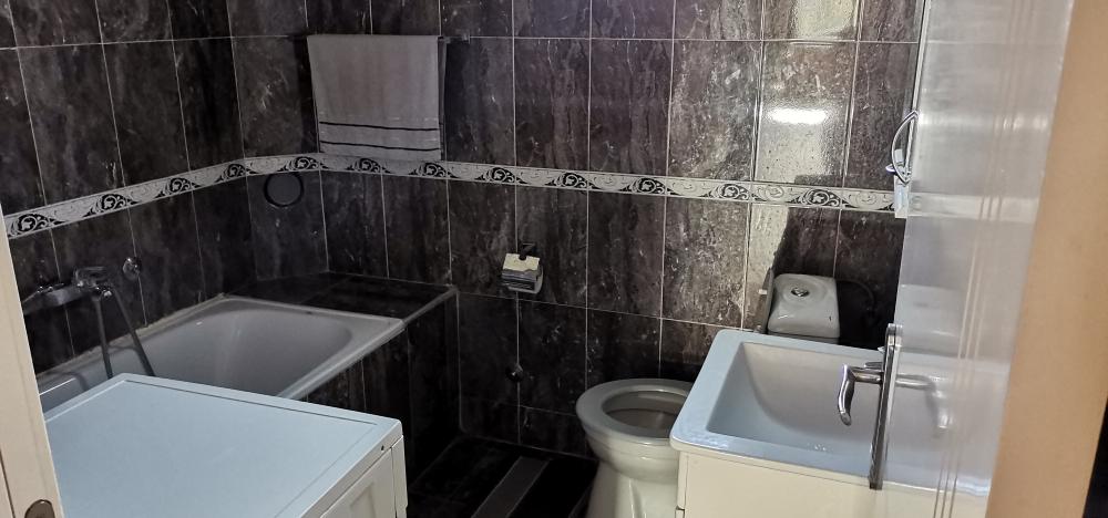 Slika 6 - Četvoroiposoban stan za izdavanje, 120m2, 800€