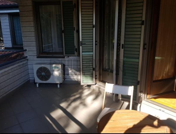 Slika 1 - Jesenjinova,  Kuća za izdavanje, 280m2, 1.150€