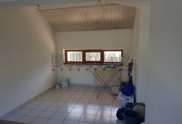 Slika 7 - Jesenjinova,  Kuća za izdavanje, 280m2, 1.150€