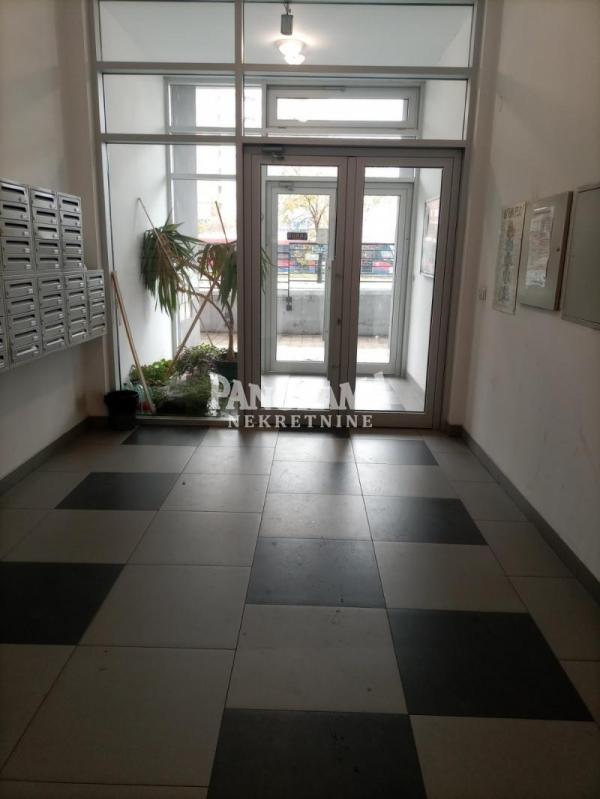 Slika 11 - Jurija Gagarina, Trosoban stan za izdavanje, 90m2, 1.600€