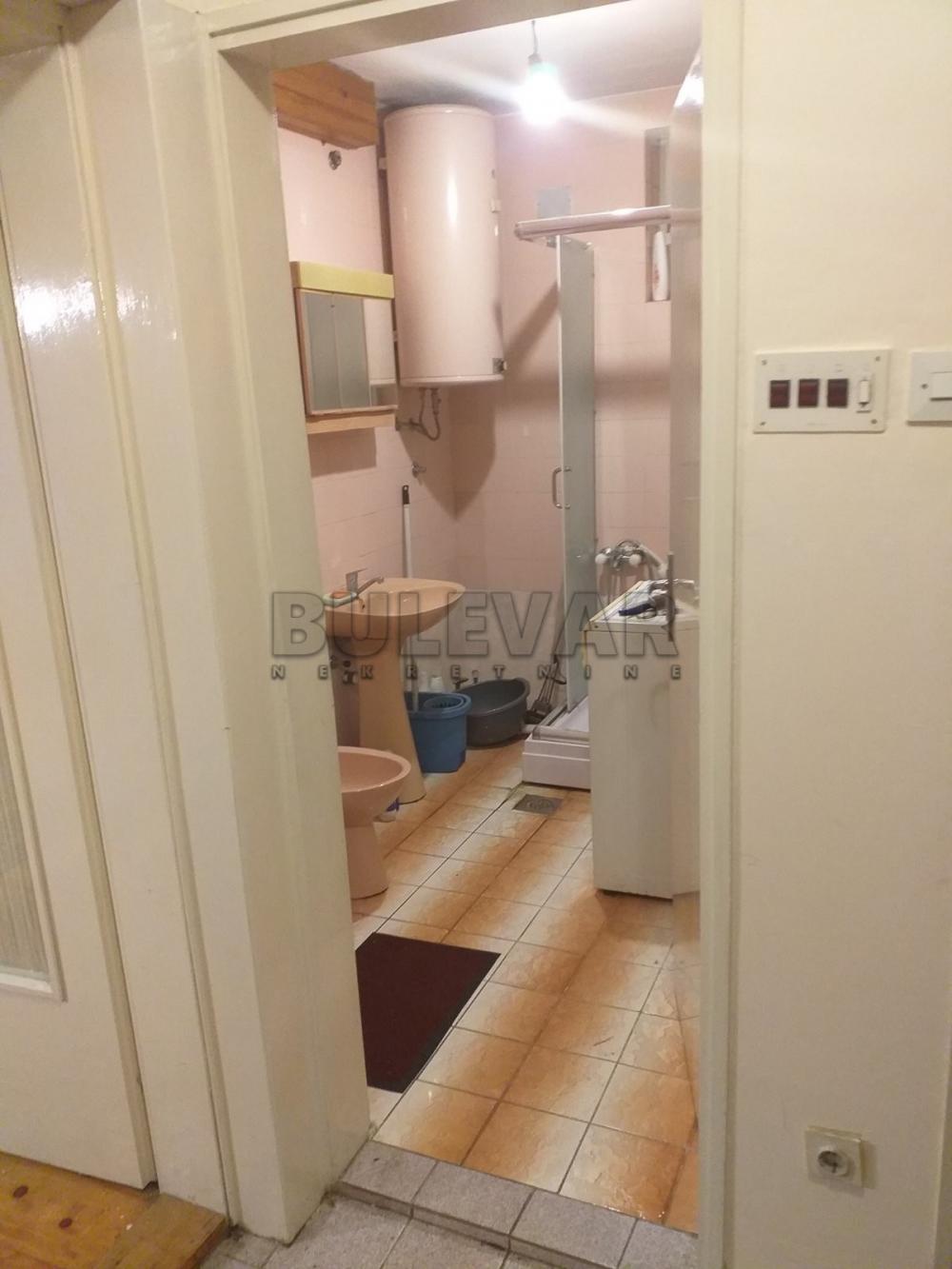 Slika 8 - Alekse Nenadovića, Jednoiposoban stan za izdavanje, 50m2, 250€