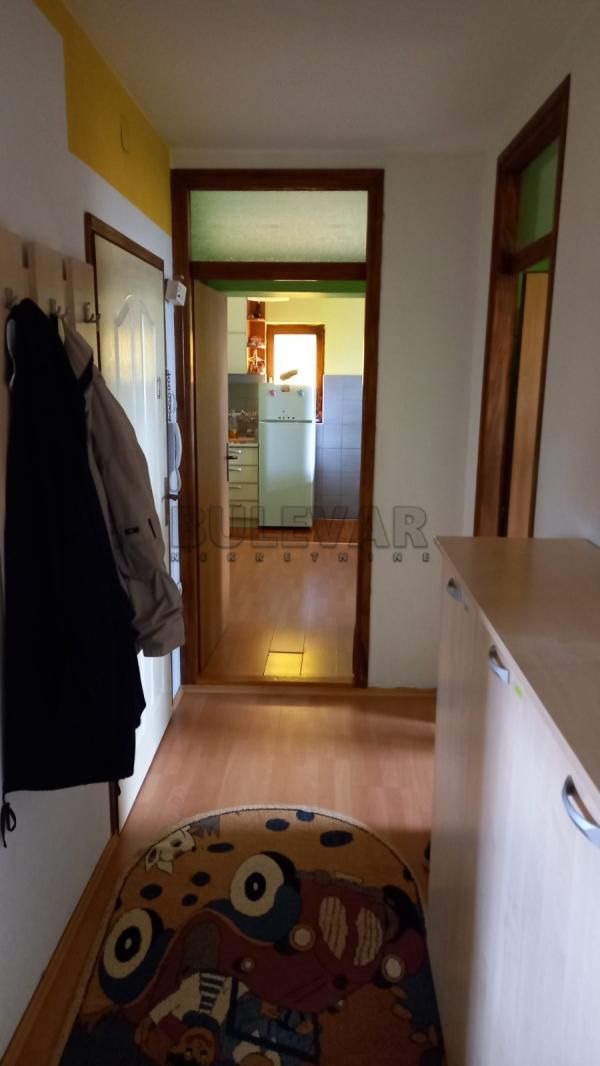 Slika 1 - Krfska, Trosoban stan na prodaju, 80m2, 75.000€