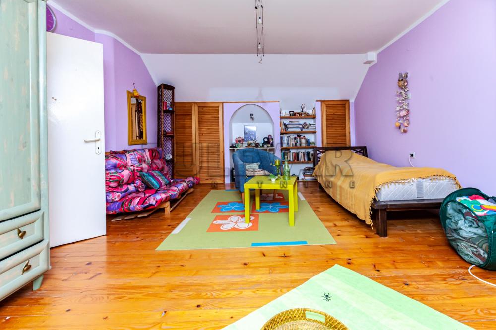 Slika 8 - Rentgenova, Trosoban stan na prodaju, 95m2, 90.000€