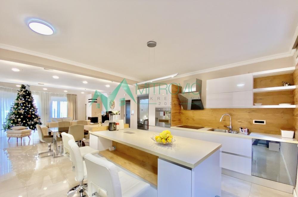 Slika 4 -  Kuća na prodaju, 270m2, 530.000€