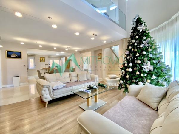 Slika 2 -  Kuća na prodaju, 270m2, 530.000€