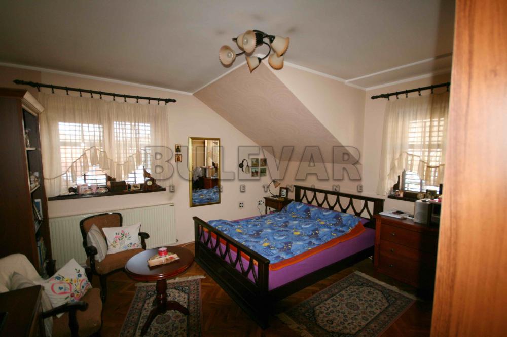Slika 7 - Jeronimova,  Kuća na prodaju, 275m2, 330.000€
