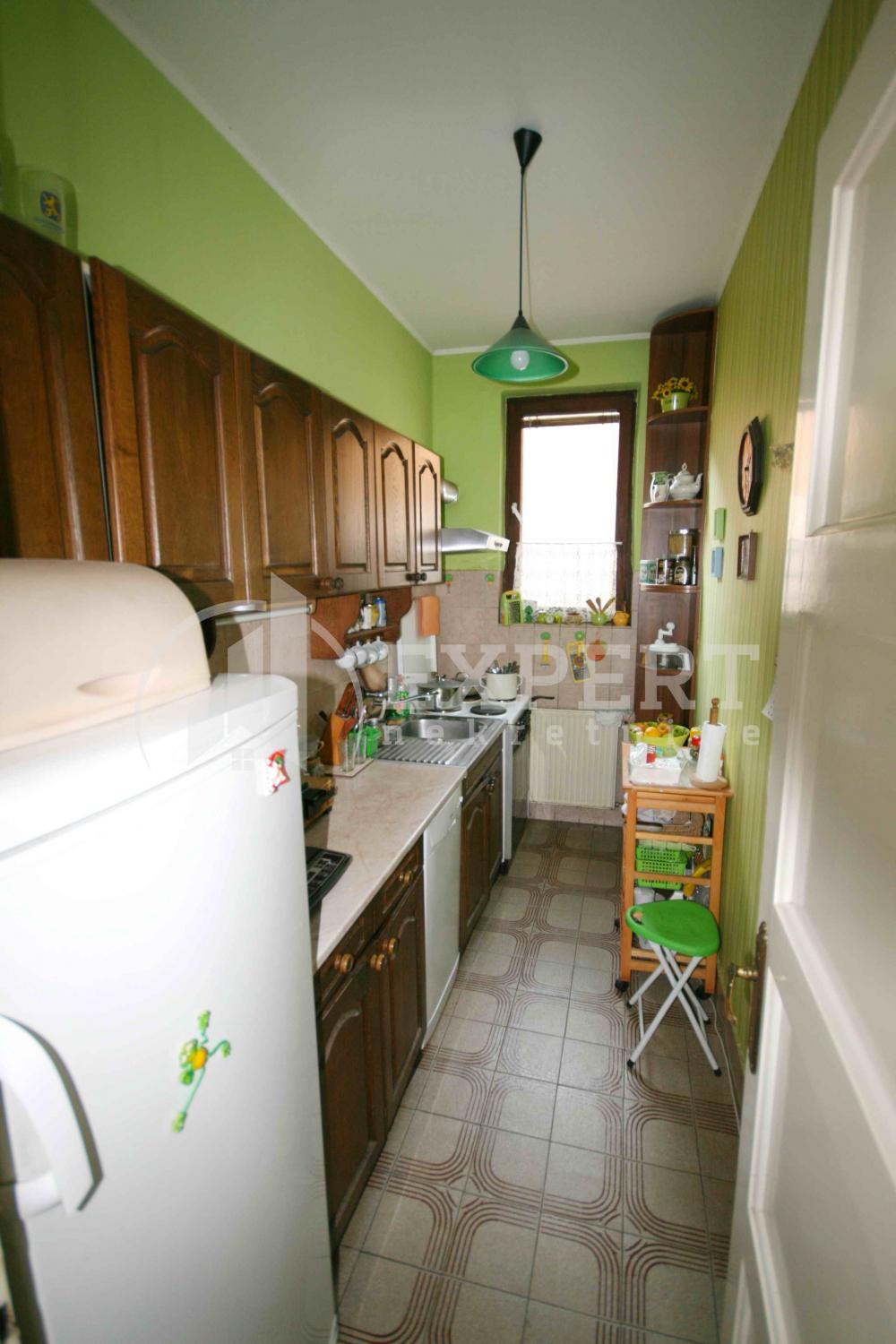 Slika 10 - Jeronimova,  Kuća na prodaju, 275m2, 330.000€