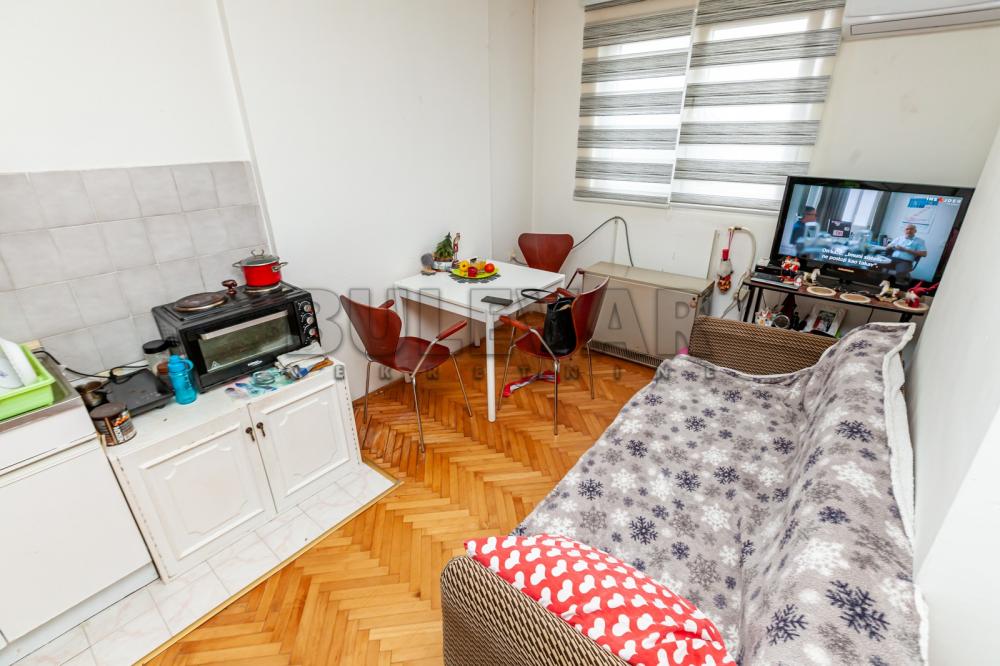 Slika 1 - Nikole Kopernika, Dvoiposoban stan na prodaju, 42m2, 55.000€