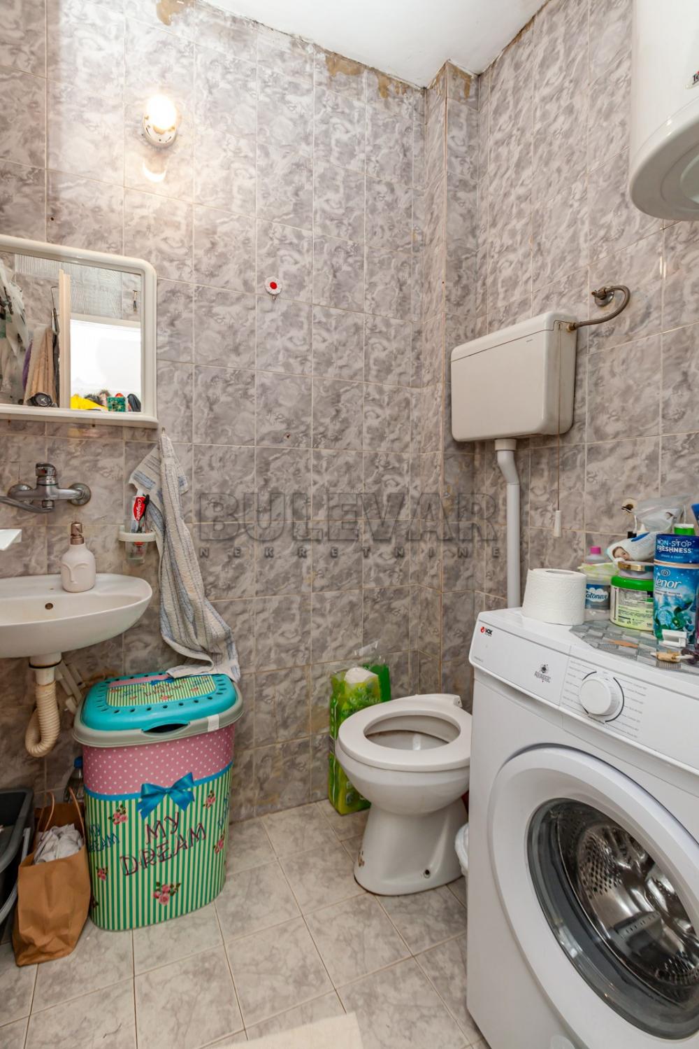 Slika 8 - Nikole Kopernika, Dvoiposoban stan na prodaju, 42m2, 55.000€