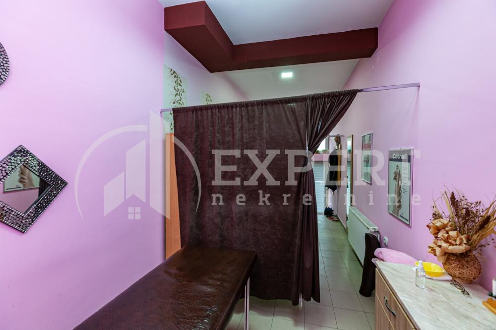 Slika 3 - Hajduk Veljkova,  Lokal na prodaju, 25m2, 75.000€