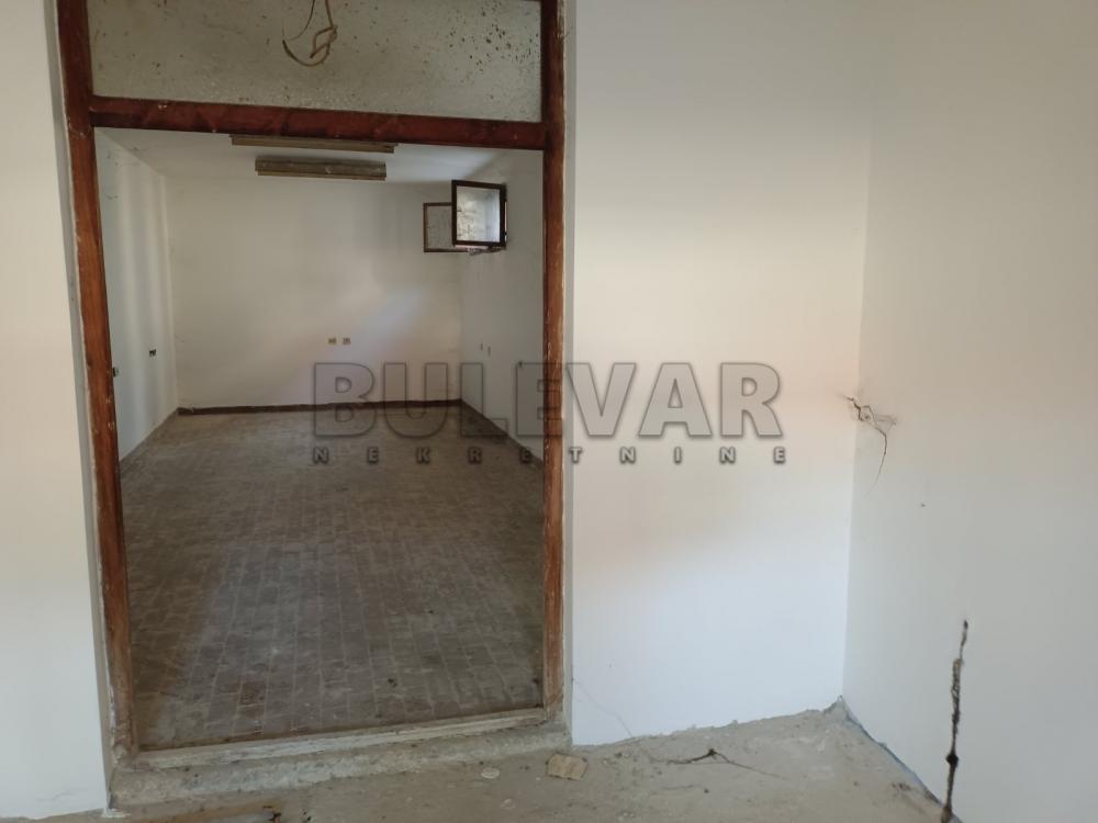 Slika 3 - Novo selo,  Lokal za izdavanje, 312m2, 1.000€