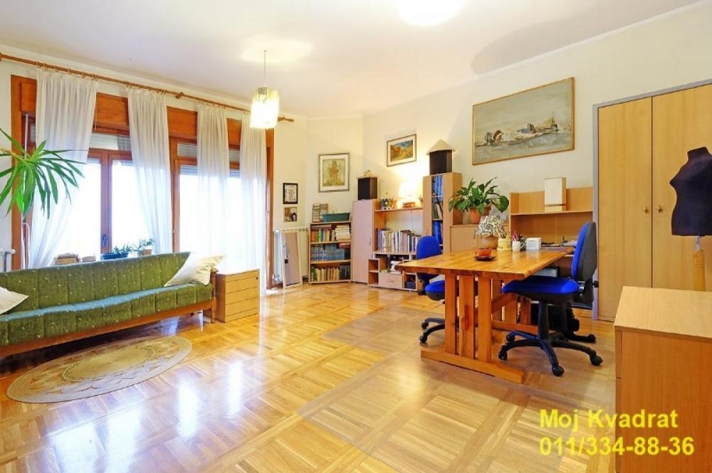 Glavna slika - Kuća na prodaju, 265m2, 350.000€