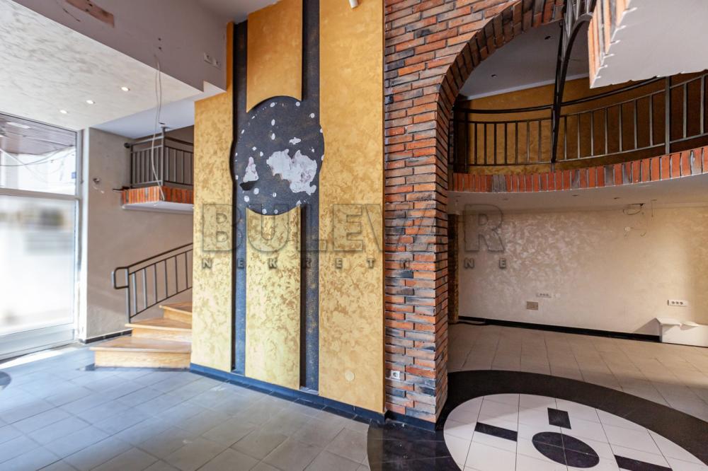 Slika 2 - Bulevar dr Zorana,  Lokal na prodaju, 100m2, 150.000€