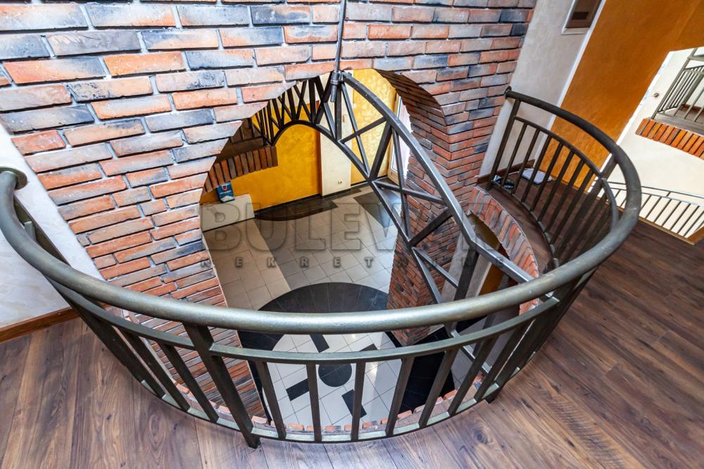 Slika 6 - Bulevar dr Zorana,  Lokal na prodaju, 100m2, 150.000€