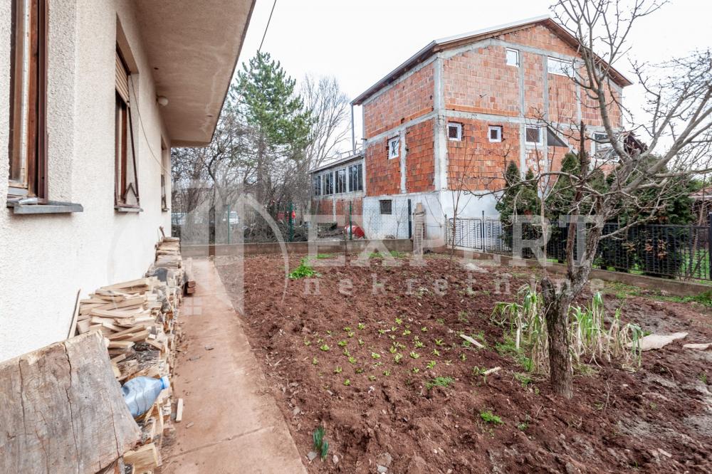 Slika 1 - Donja Vrežina,  Kuća na prodaju, 105m2, 90.000€