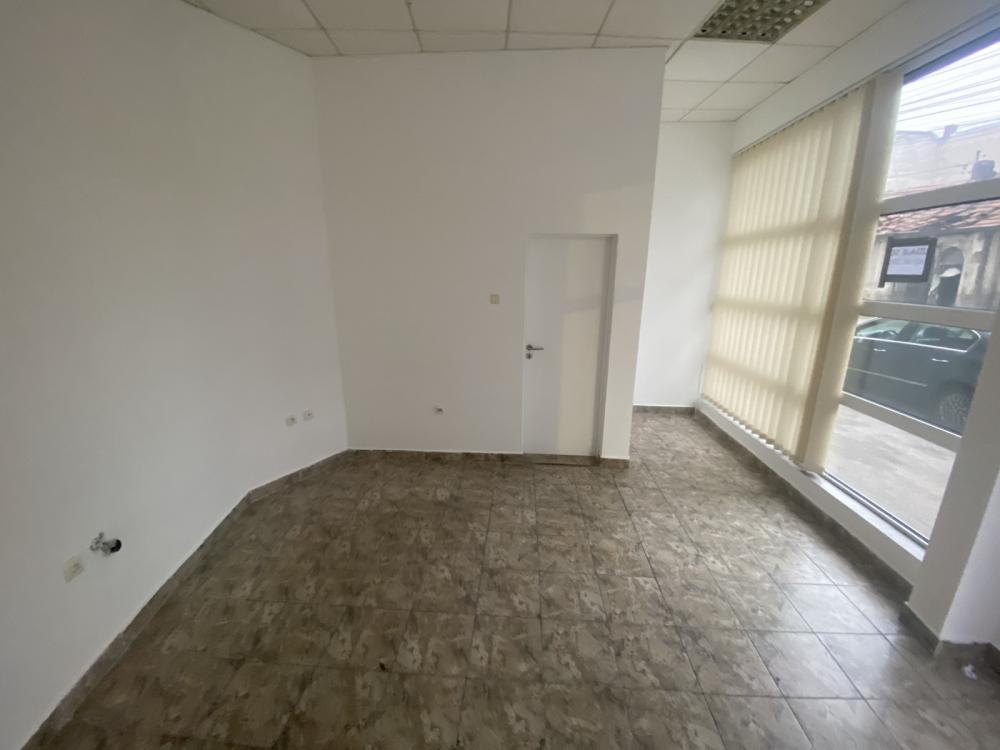 Slika 3 -  Lokal za izdavanje, 20m2, 170€