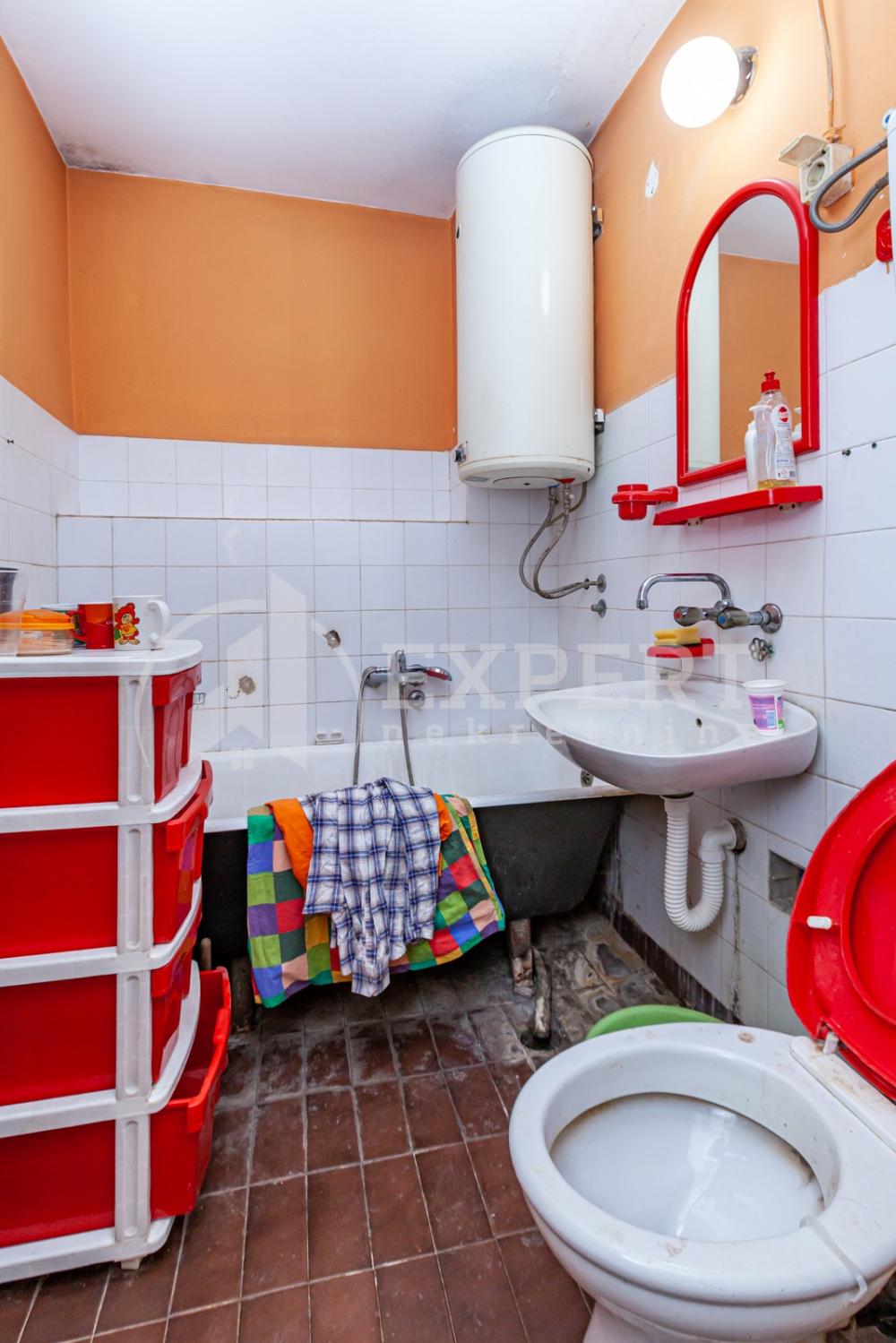 Slika 6 - Vizantijski bulevar, Dvoiposoban stan na prodaju, 72m2, 100.000€