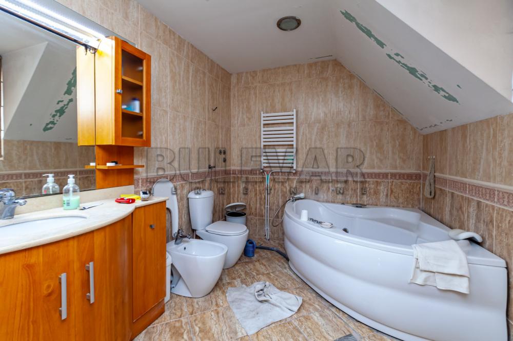 Slika 8 - Pribojska,  Kuća na prodaju, 600m2, 360.000€