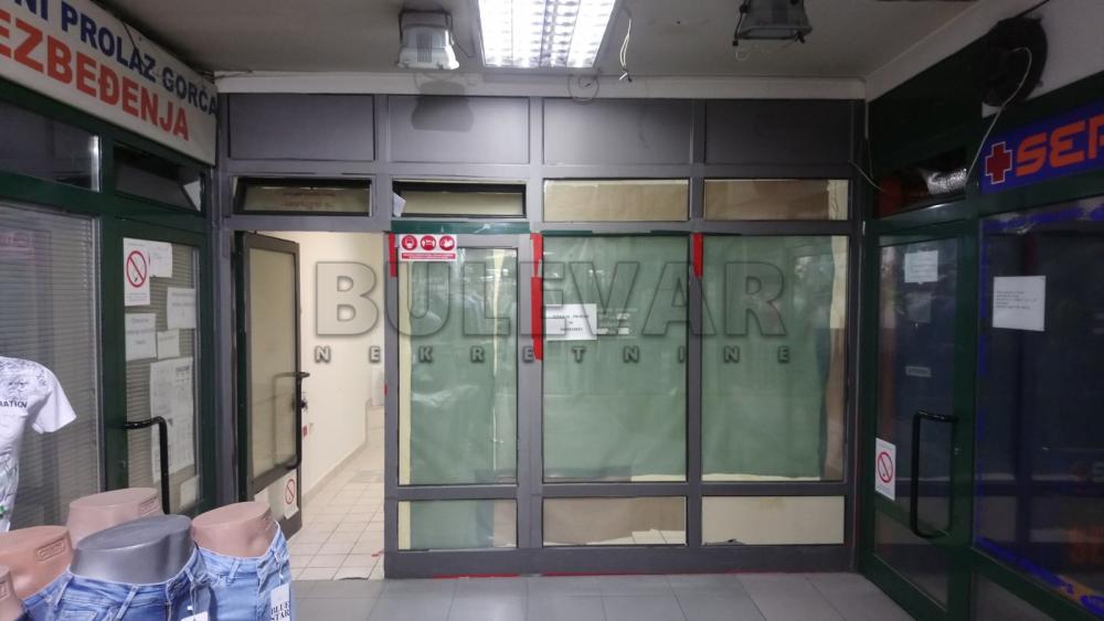 Slika 2 - Obrenovićeva,  Lokal na prodaju, 16m2, 27.000€