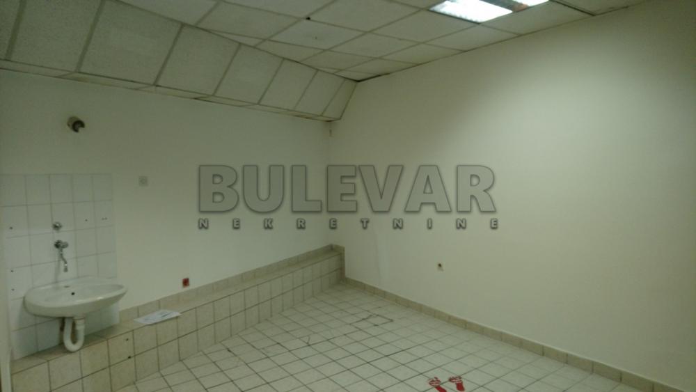 Slika 6 - Obrenovićeva,  Lokal na prodaju, 16m2, 27.000€