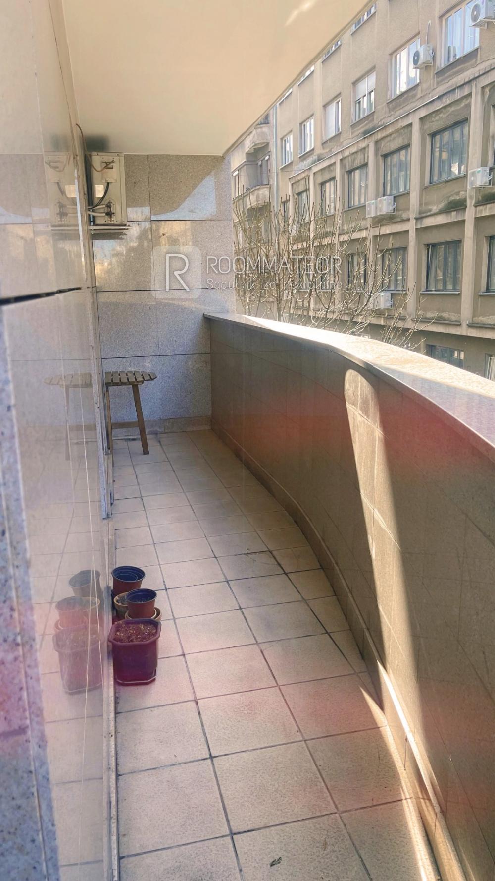 Slika 0 - Dvoiposoban stan za izdavanje, 60m2, 1.100€