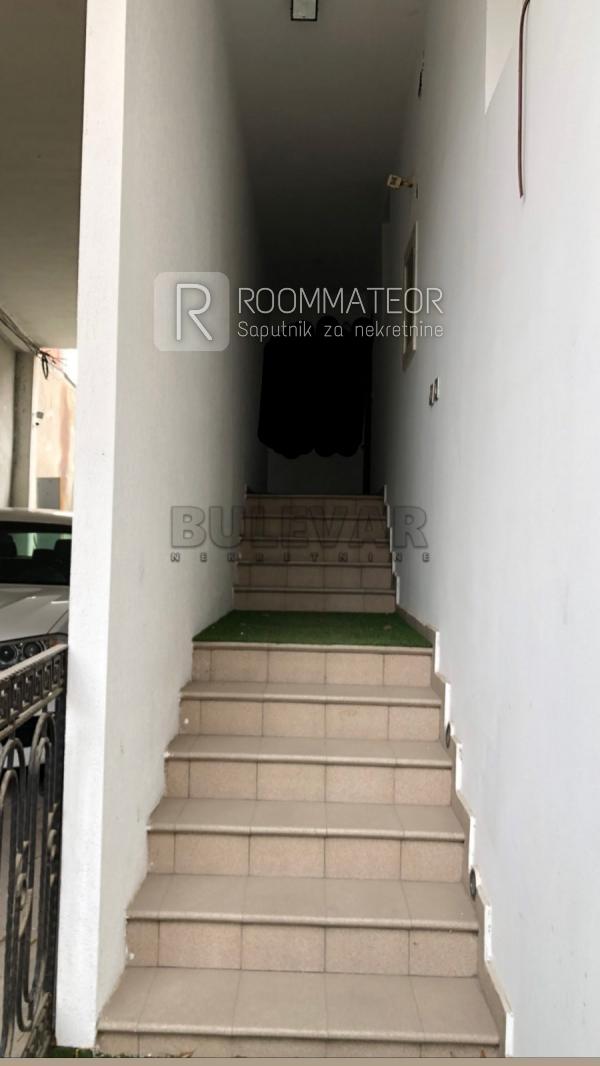 Slika 11 - Lole Ribara,  Lokal za izdavanje, 150m2, 800€