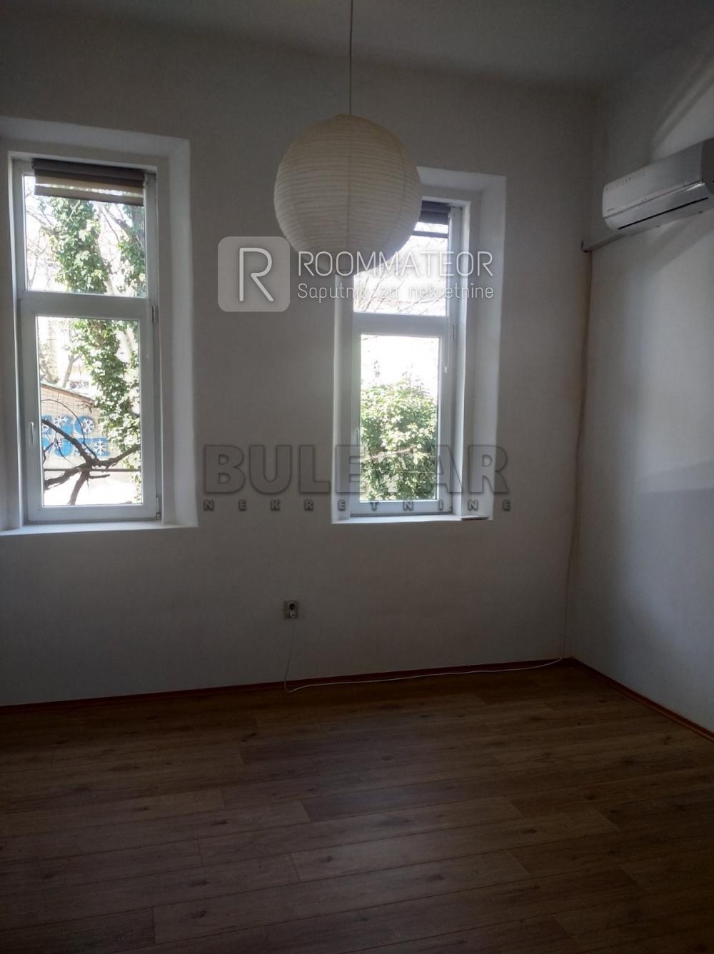 Slika 3 - Dimitrija Tucovića,  Lokal za izdavanje, 53m2, 700€