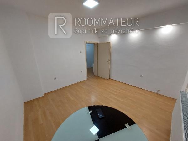 Slika 4 - Dvosoban stan za izdavanje, 50m2, 370€