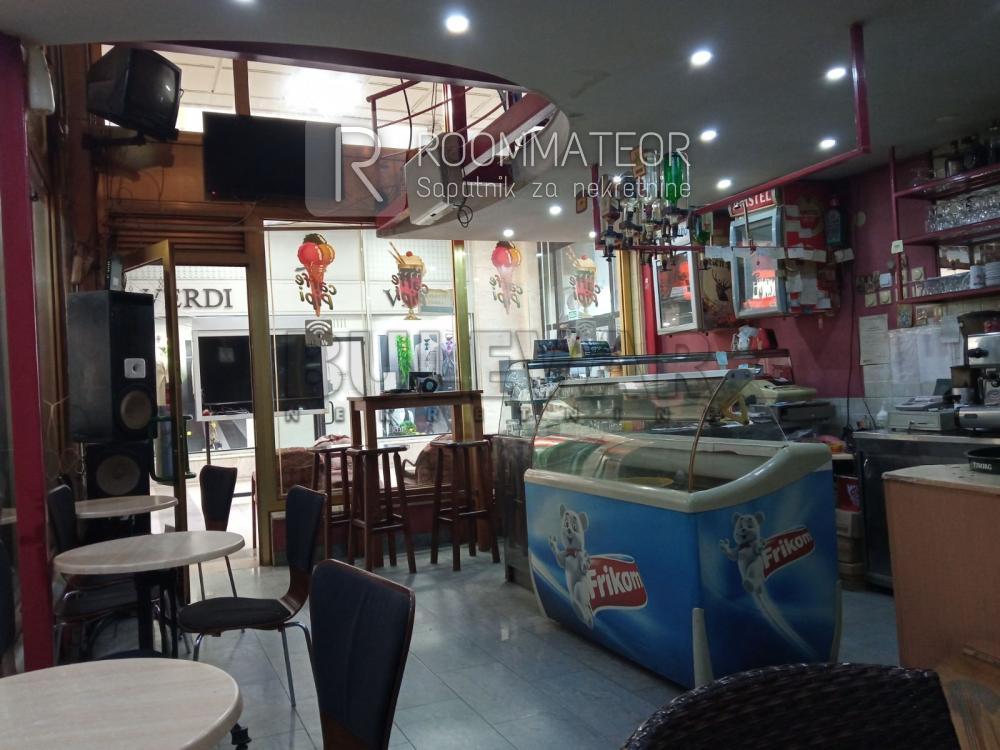 Slika 3 - Obrenovićeva,  Lokal za izdavanje, 45m2, 900€