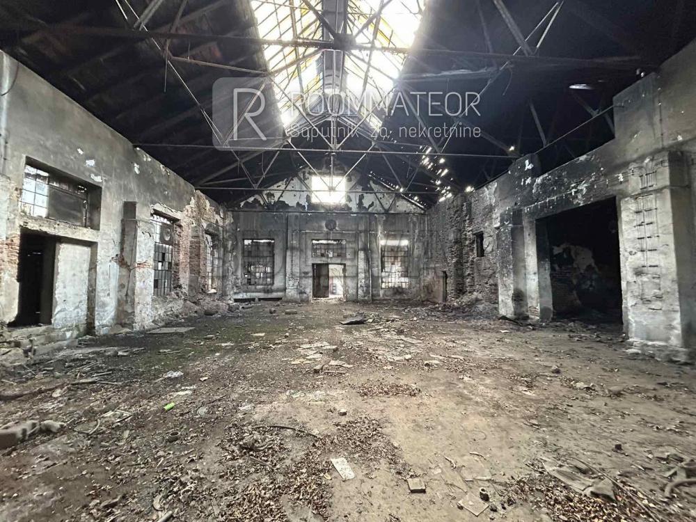 Slika 4 - Bulevar 12. februar,  Lokal za izdavanje, 1250m2, 1.000€