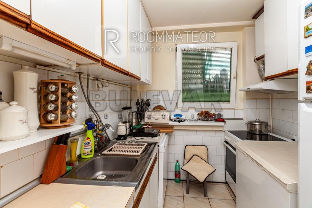 Slika 5 - Generala Milojka Lešjanina, Četvorosoban stan na prodaju, 75m2, 119.500€