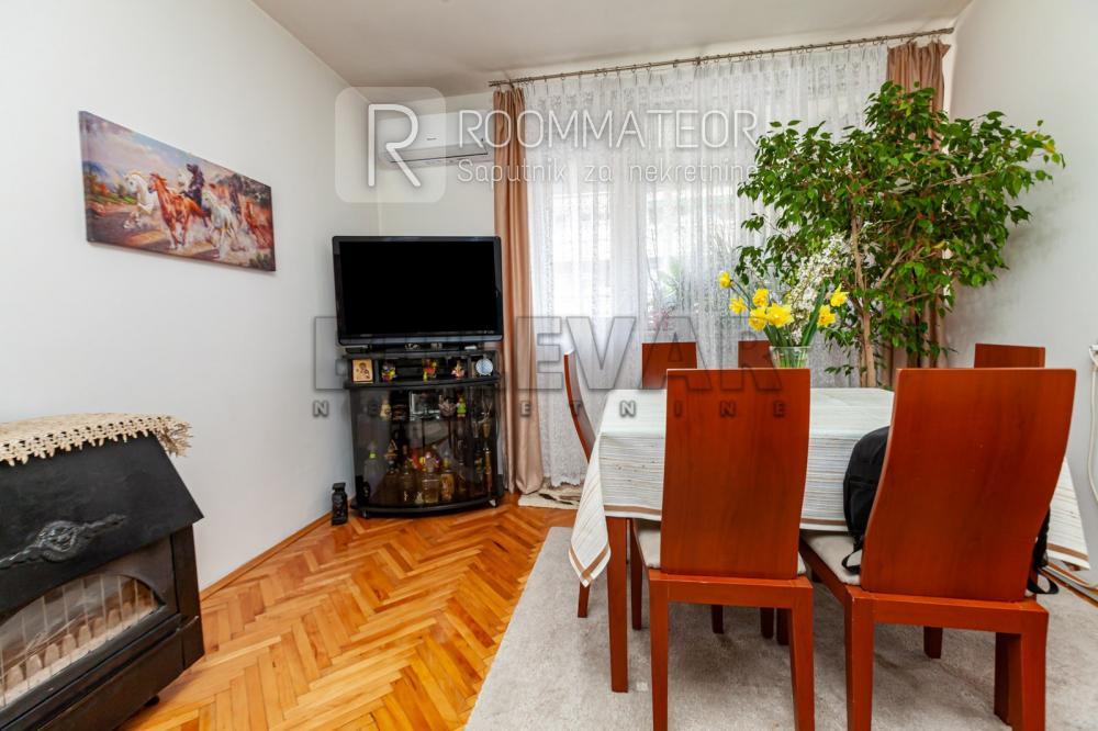 Slika 2 - Generala Milojka Lešjanina, Četvorosoban stan na prodaju, 75m2, 119.500€