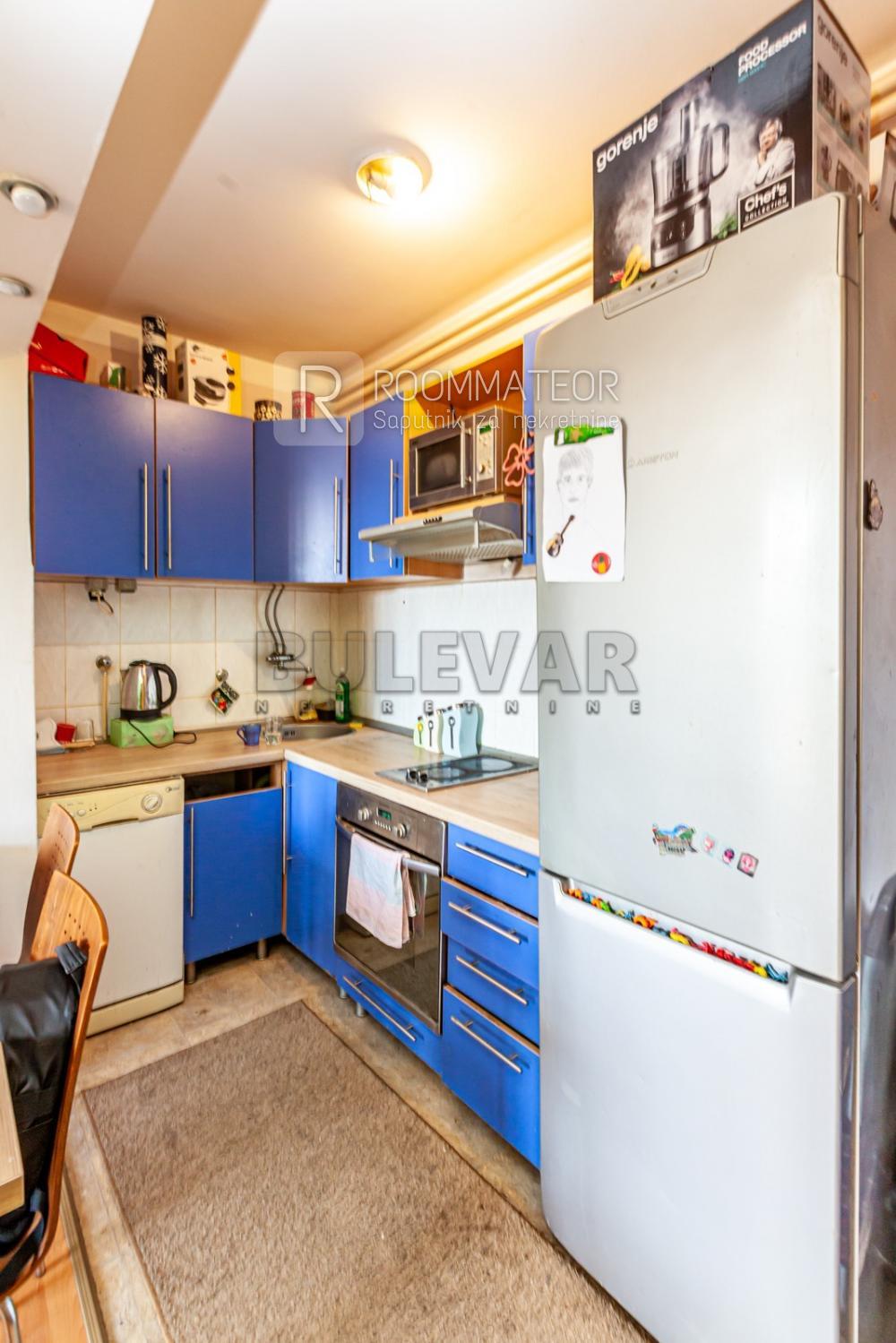 Slika 5 - Patrisa Lumumbe, Jednoiposoban stan na prodaju, 64m2, 90.000€