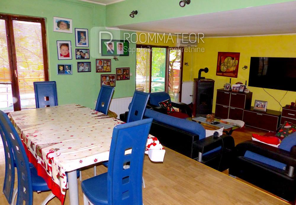 Slika 9 - bacvanska 39,  Kuća na prodaju, 360m2, 120.000€