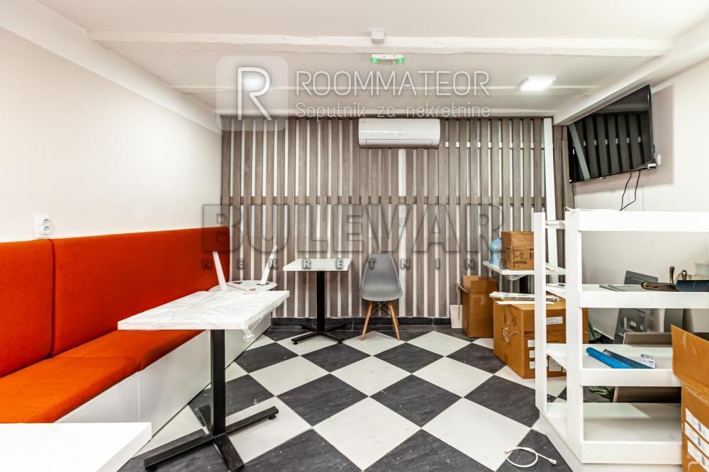 Slika 3 - Stevana Nemanje,  Kuća na prodaju, 250m2, 260.000€