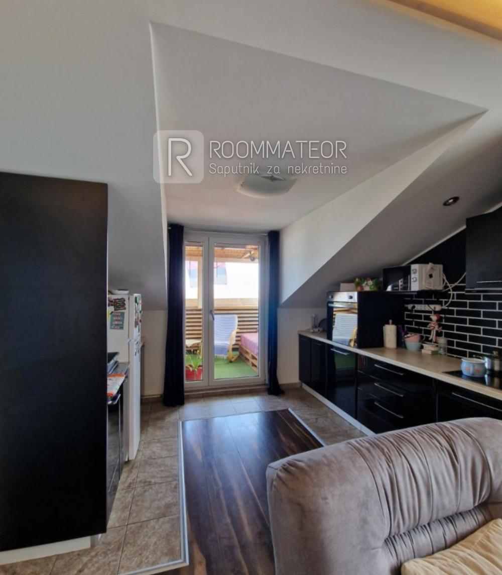 Slika 10 - Pavla Bakića, Trosoban stan na prodaju, 81m2, 94.900€