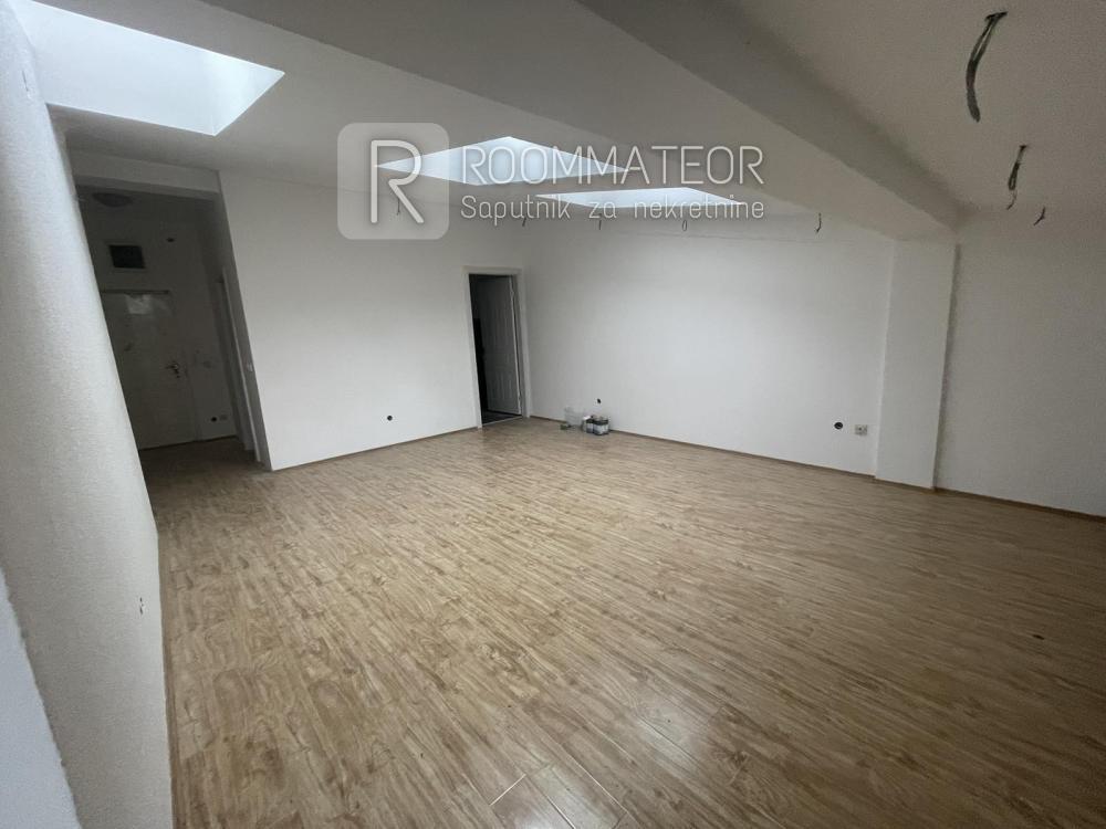 Slika 10 - Primorska , Dvoiposoban stan na prodaju, 75m2