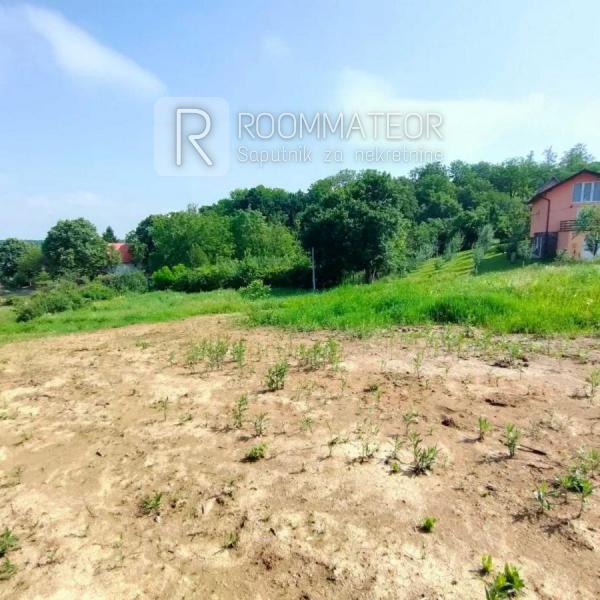 Slika 2 -  Plac na prodaju, Ledinci, , 95.800€