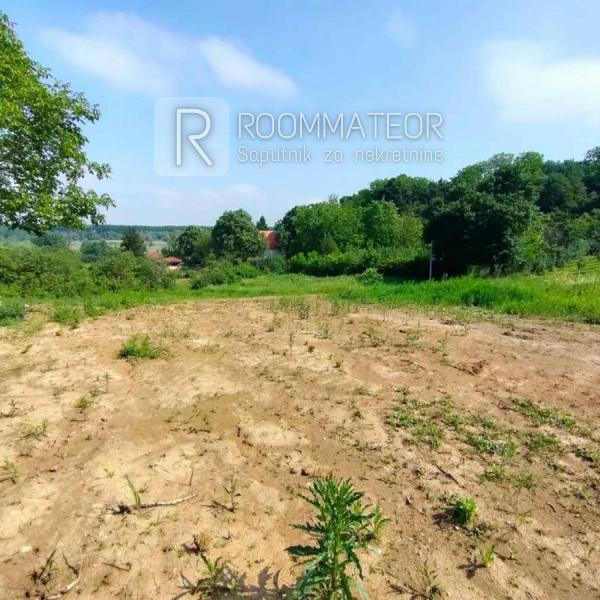 Slika 4 -  Plac na prodaju, Ledinci, , 95.800€